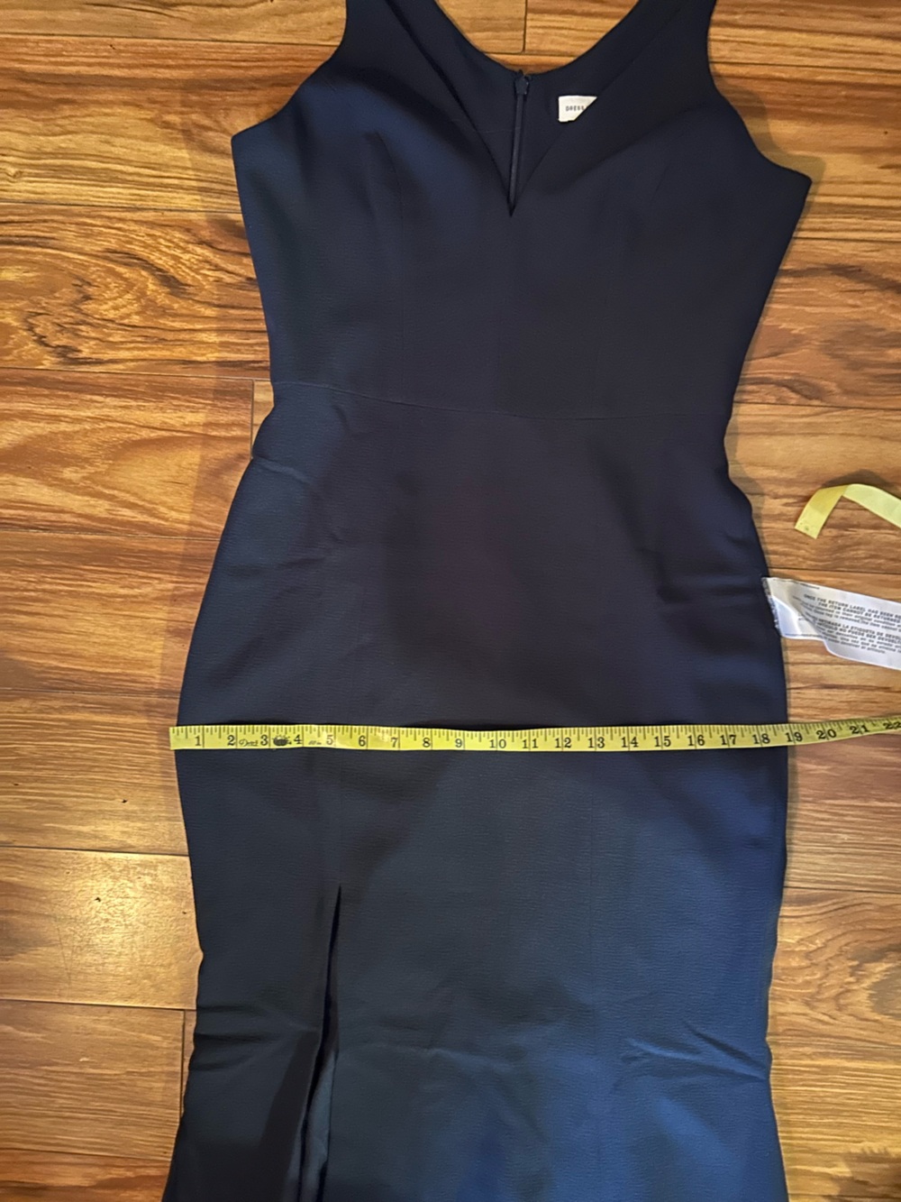 Dress The Population Iris sleeveless mermaid gown, midnight blue. Medium. - Picture 16 of 17
